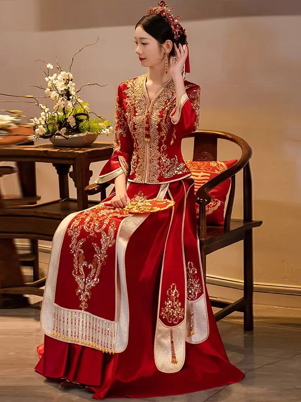 Silk Satin V-Neck Wedding Dress New 2026 Summer Bride Large Size Slimming Marriage Ceremony Kimono Style Embroidered Gown
Silk Satin V-Neck Wedding Dress New 2026 Summer Bride Large Size Slimming Marriage Ceremony Kimono Style Embroidered Gown