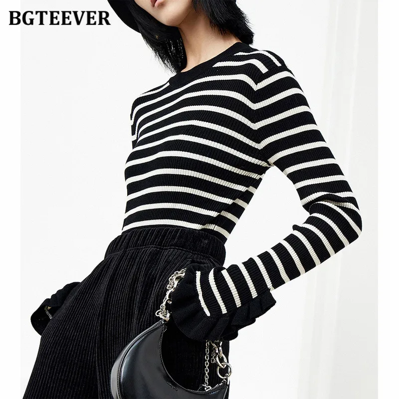 BGTEEVER Casual O-neck Women Striped Sweaters Autumn Winter Long Sleeve Patchwork Knitted Jumpers Female
BGTEEVER Casual O-neck Women Striped Sweaters Autumn Winter Long Sleeve Patchwork Knitted Jumpers Female