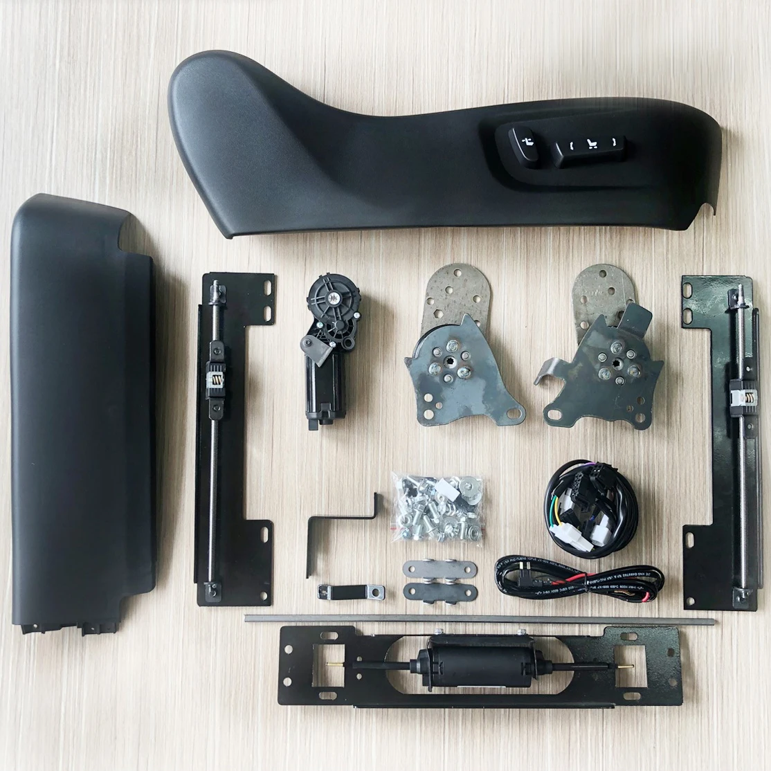 Самые продаваемые комплекты для модернизации электрических сидений для Toyota Fortuner Hilux SW4 2022.
Самые продаваемые комплекты для модернизации электрических сидений для Toyota Fortuner Hilux SW4 2022.