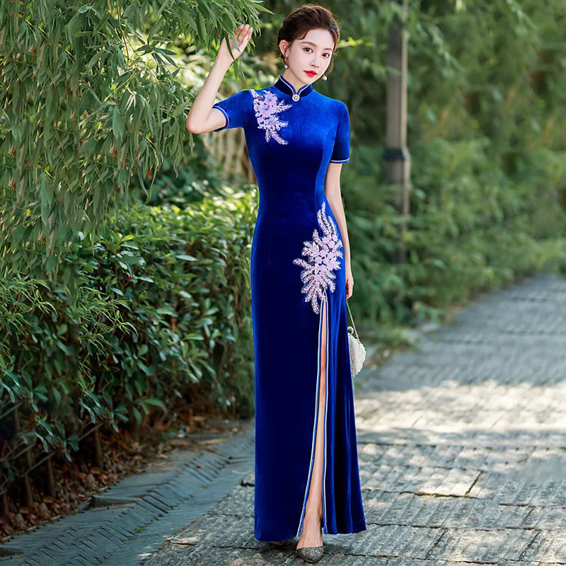 Чонсам в улучшенном стиле Yourqipao, новая Синяя бархатная Китайская традиционная одежда, женское Элегантное повседневное приталенное платье для подиума
Чонсам в улучшенном стиле Yourqipao, новая Синяя бархатная Китайская традиционная одежда, женское Элегантное повседневное приталенное платье для подиума