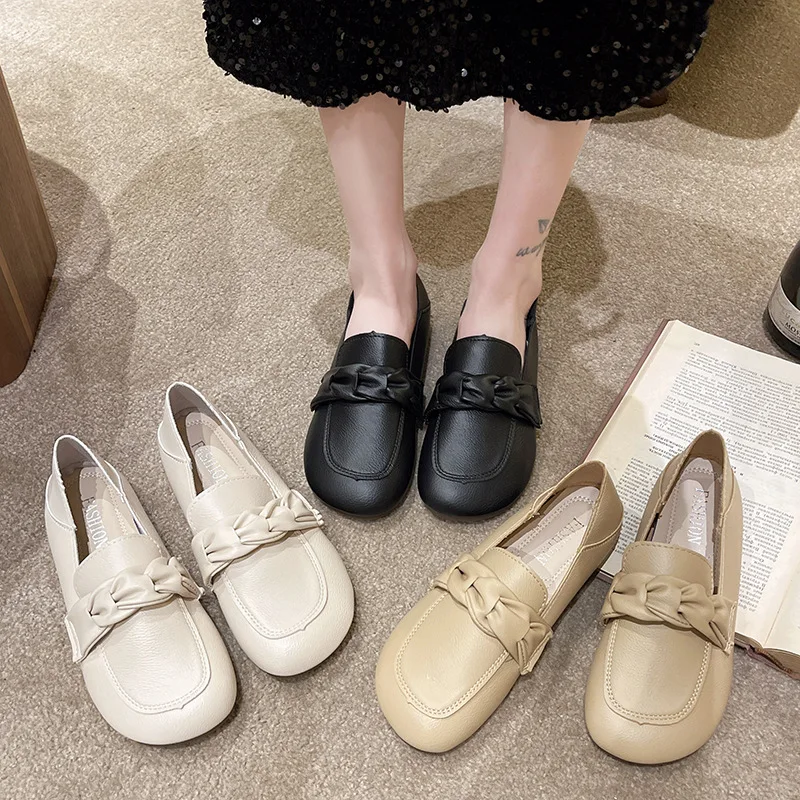 Women Soft Leather Shoe Flat Heel Slip on Women's Loafers Comfort Round Toe Single Shoe Casual Solid Dress Flats Chaussure Femme
Women Soft Leather Shoe Flat Heel Slip on Women's Loafers Comfort Round Toe Single Shoe Casual Solid Dress Flats Chaussure Femme