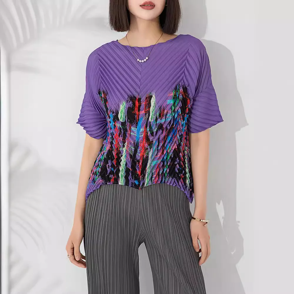 Women's blouse Miyake Pleated Fashion loose O-neck short sleeve irregular print T-shirt
Women's blouse Miyake Pleated Fashion loose O-neck short sleeve irregular print T-shirt