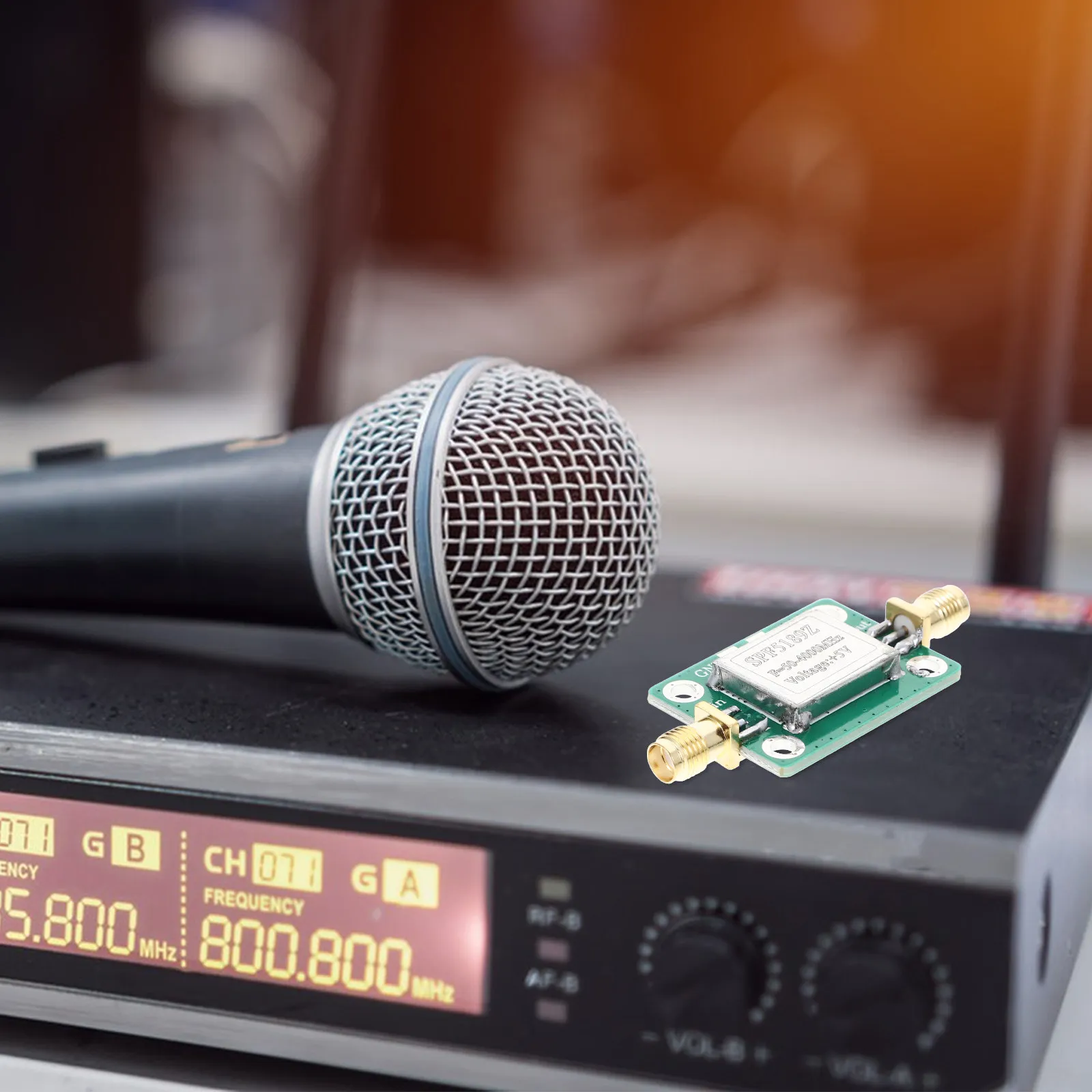 Professional Low Noise Amplifier 50-4000Mhz Broadband Amplifier Module High Gain Stability Compact Design Signal Receiver
Professional Low Noise Amplifier 50-4000Mhz Broadband Amplifier Module High Gain Stability Compact Design Signal Receiver