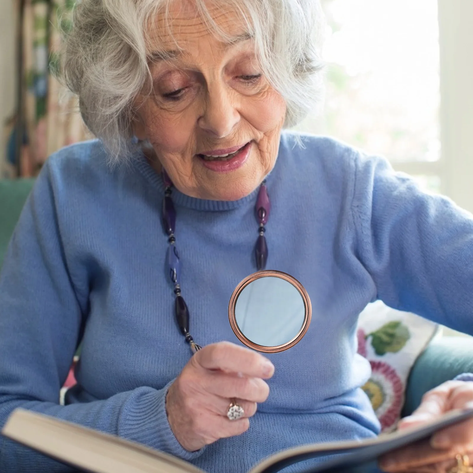 1Pcs Reading Magnifying Glass Classic Design Portable Magnifier Tool for Elderly Weak Eyesight Ideal Gift for Parents Reading
1Pcs Reading Magnifying Glass Classic Design Portable Magnifier Tool for Elderly Weak Eyesight Ideal Gift for Parents Reading