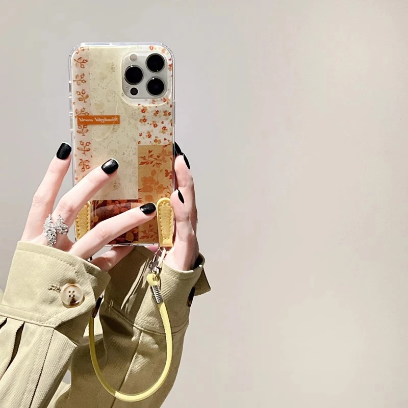 Spring Floral Splicing High-End Silicone Phone Case for 16Promax Women's Customized Creative Protective Cover with Lanyard
Spring Floral Splicing High-End Silicone Phone Case for 16Promax Women's Customized Creative Protective Cover with Lanyard