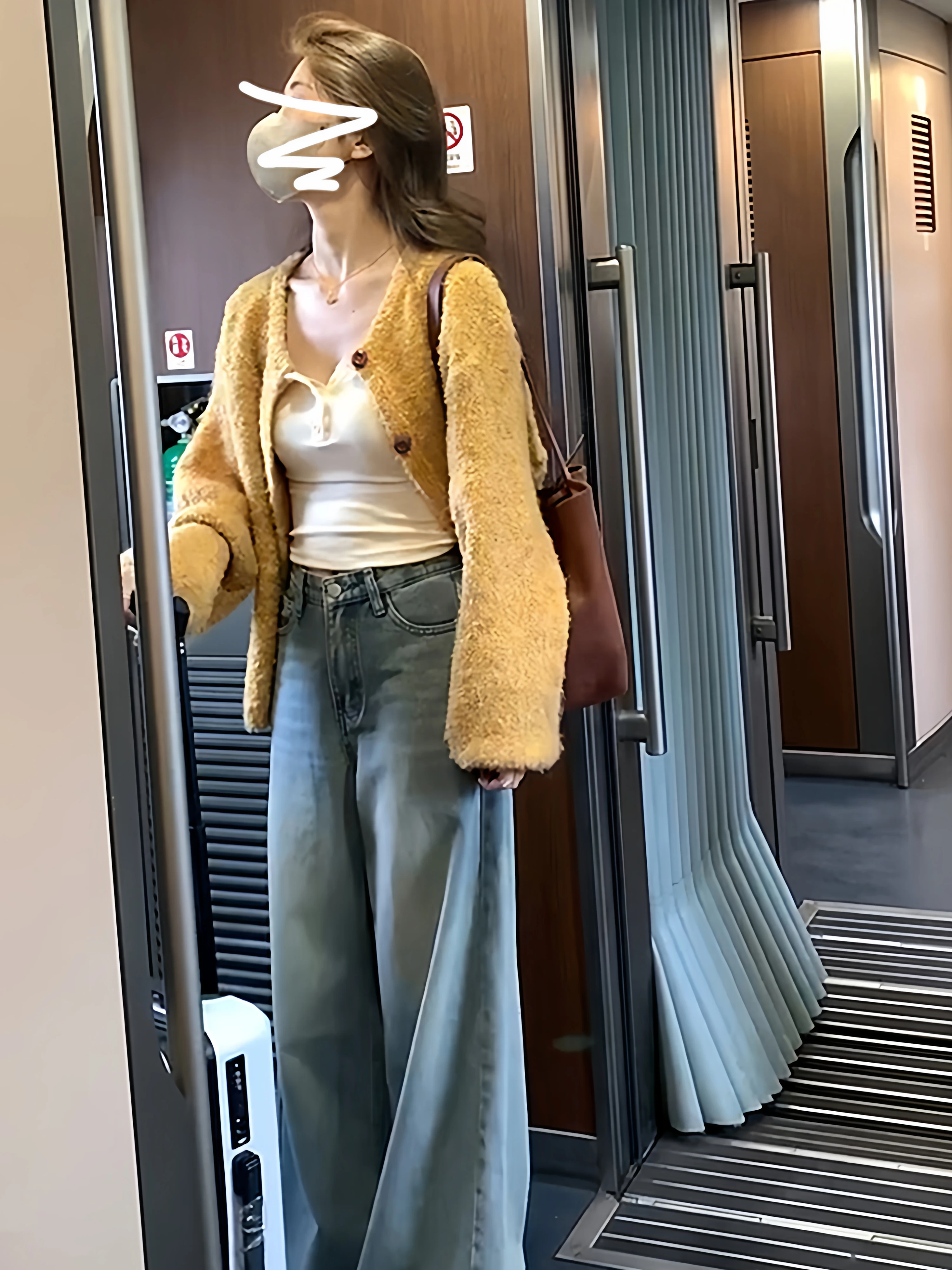 Lazy Style Loose Fit Yellow Knitted Sweater Jacket Women's Autumn Winter New Arrival High End Open Cardigan Soft Long Sleeve Top
Lazy Style Loose Fit Yellow Knitted Sweater Jacket Women's Autumn Winter New Arrival High End Open Cardigan Soft Long Sleeve Top