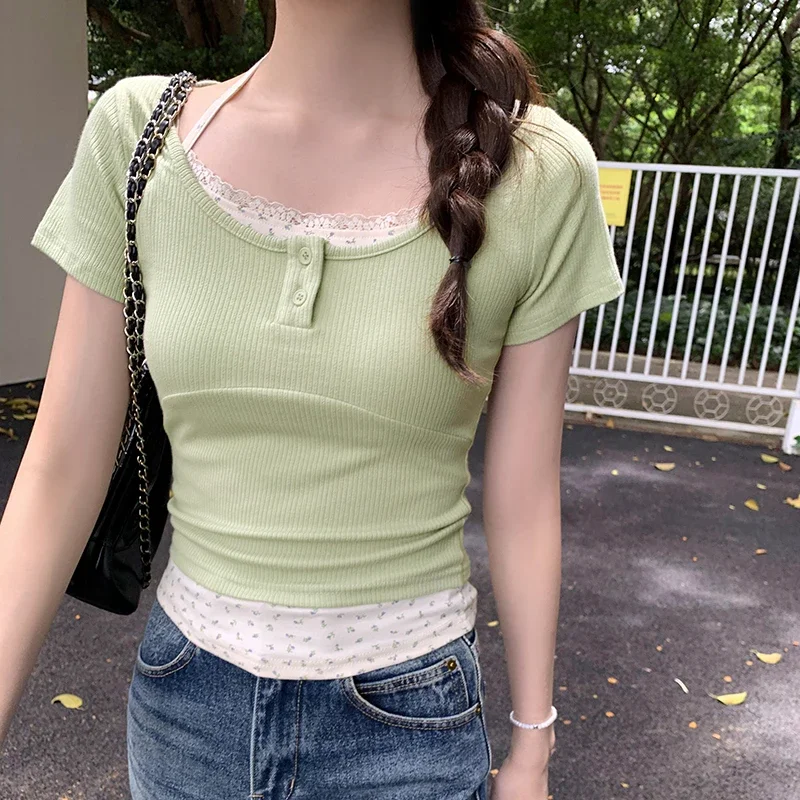 Pop Korean Style Floral Patchwork Short Sleeve T-shirts Women Summer New Fashion Slim Tee Shirts Woman Casual Short Tops
Pop Korean Style Floral Patchwork Short Sleeve T-shirts Women Summer New Fashion Slim Tee Shirts Woman Casual Short Tops