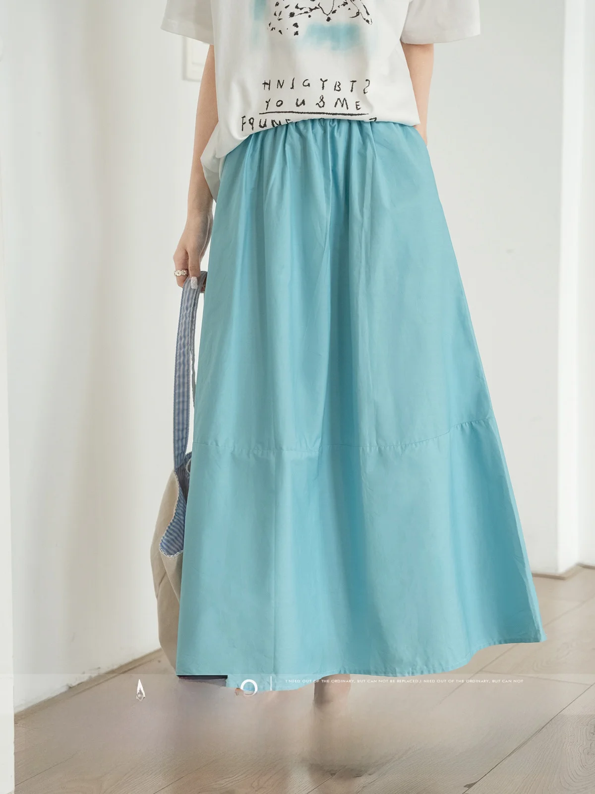 MoZhao Tian Qing Ye ng High Waist Blue A-Line Midi Skirt Women's Summer Casual Straight Long Skirt Korean Sle
MoZhao Tian Qing Ye ng High Waist Blue A-Line Midi Skirt Women's Summer Casual Straight Long Skirt Korean Sle