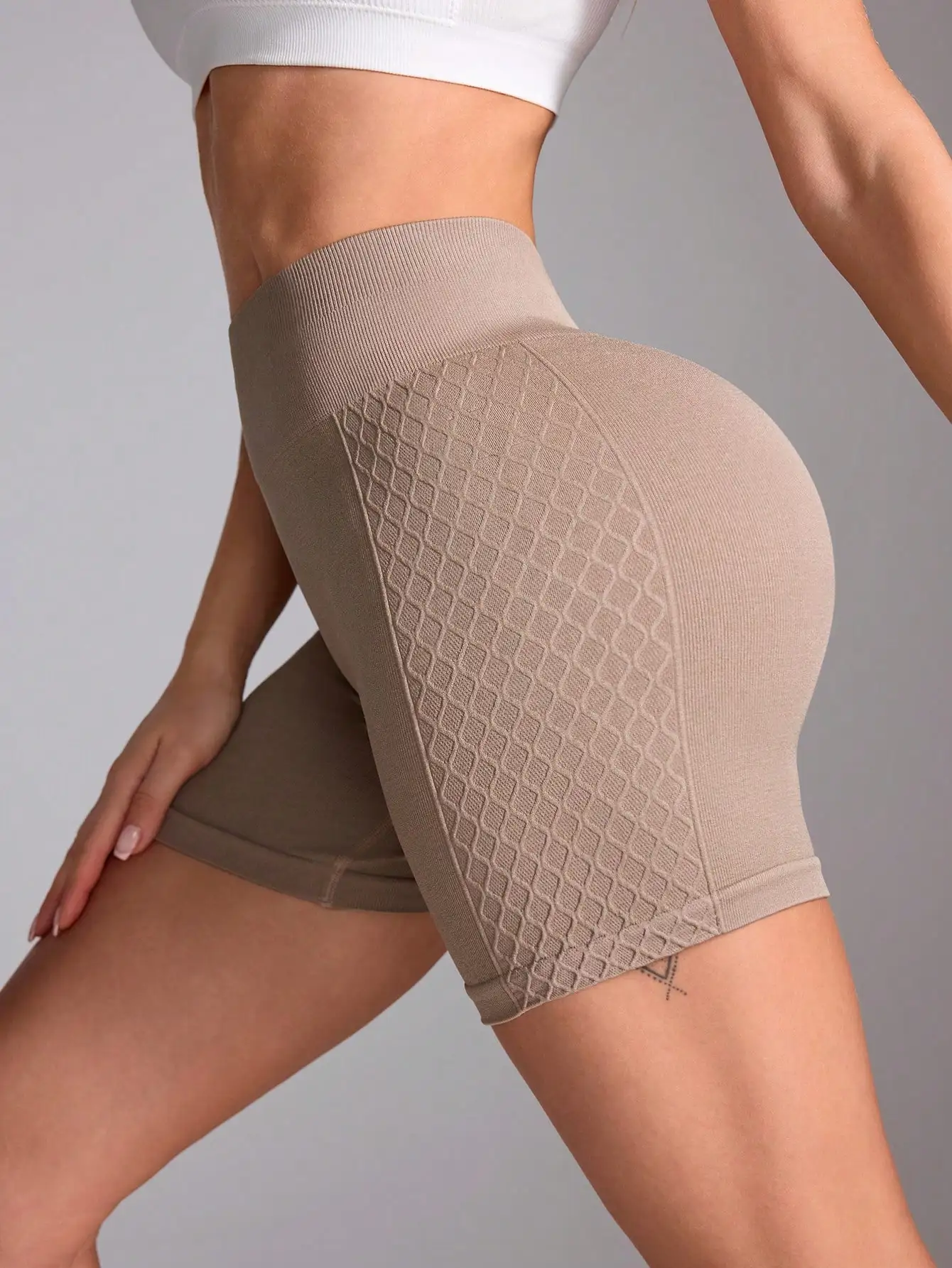 Women High Waist Seamless Yoga Shorts Diamond Jacquard Butt Lift Elastic Workout Biker Shorts Tummy Control Gym Fitness Running
Women High Waist Seamless Yoga Shorts Diamond Jacquard Butt Lift Elastic Workout Biker Shorts Tummy Control Gym Fitness Running