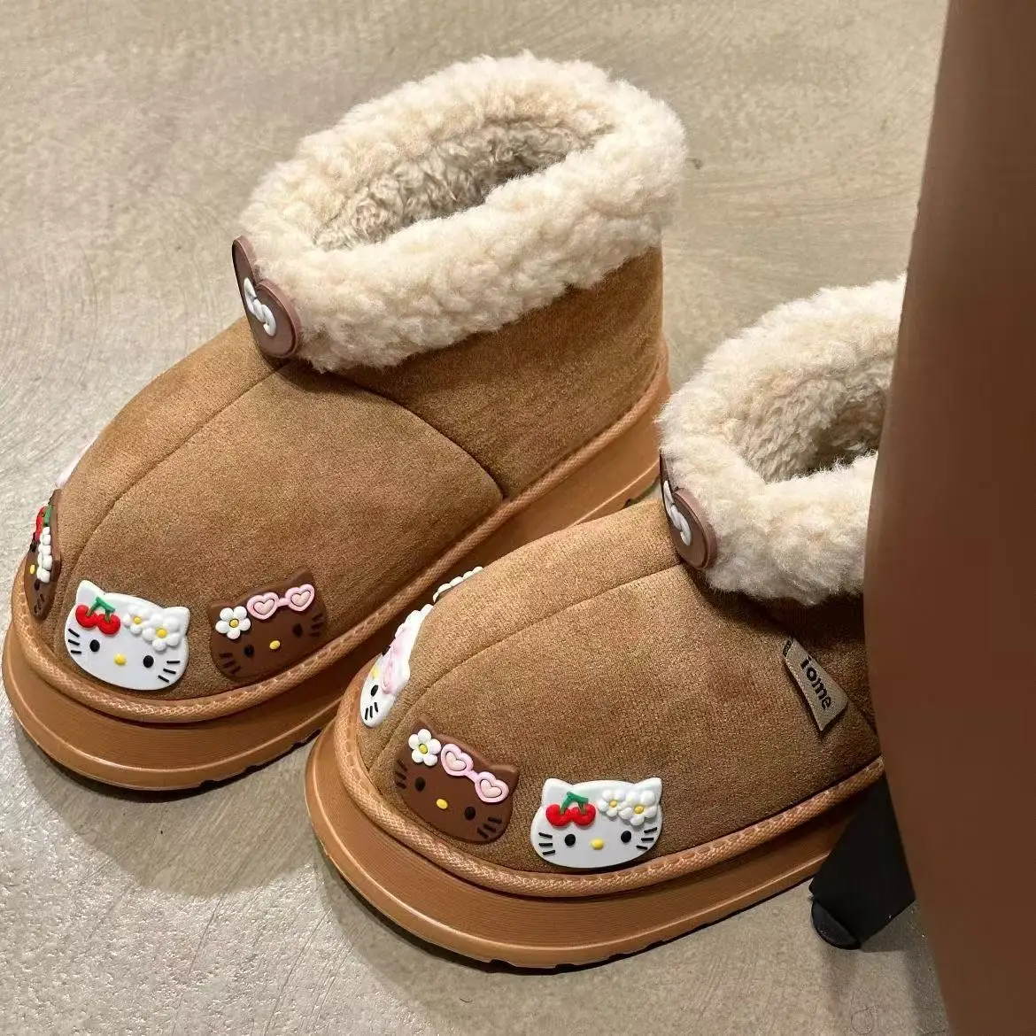 drop shipping 2025 winter new Casual Shoe hello kitty real photos grils student sprots women fleece brushed warm snow boots
drop shipping 2025 winter new Casual Shoe hello kitty real photos grils student sprots women fleece brushed warm snow boots