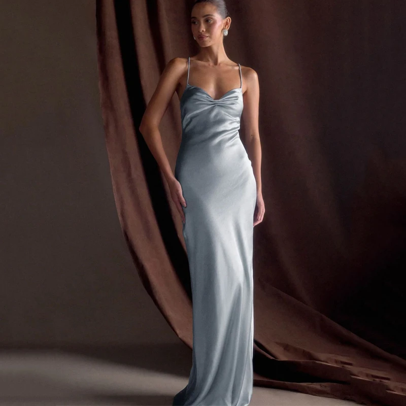 Elegant Satin Maxi Dress for Women Summer Fashion Evening Party Prom Dress Long Female Sleeveless Backless Lady Evening Dresses
Elegant Satin Maxi Dress for Women Summer Fashion Evening Party Prom Dress Long Female Sleeveless Backless Lady Evening Dresses