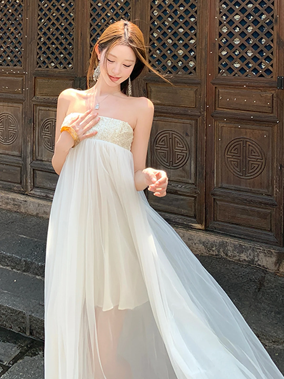 Gentle Wind Beautiful Fairy Long Dress Mesh Dress Unique Elegant Summer Cotton Blend Sleeveless High Waist Gown for Women
Gentle Wind Beautiful Fairy Long Dress Mesh Dress Unique Elegant Summer Cotton Blend Sleeveless High Waist Gown for Women
