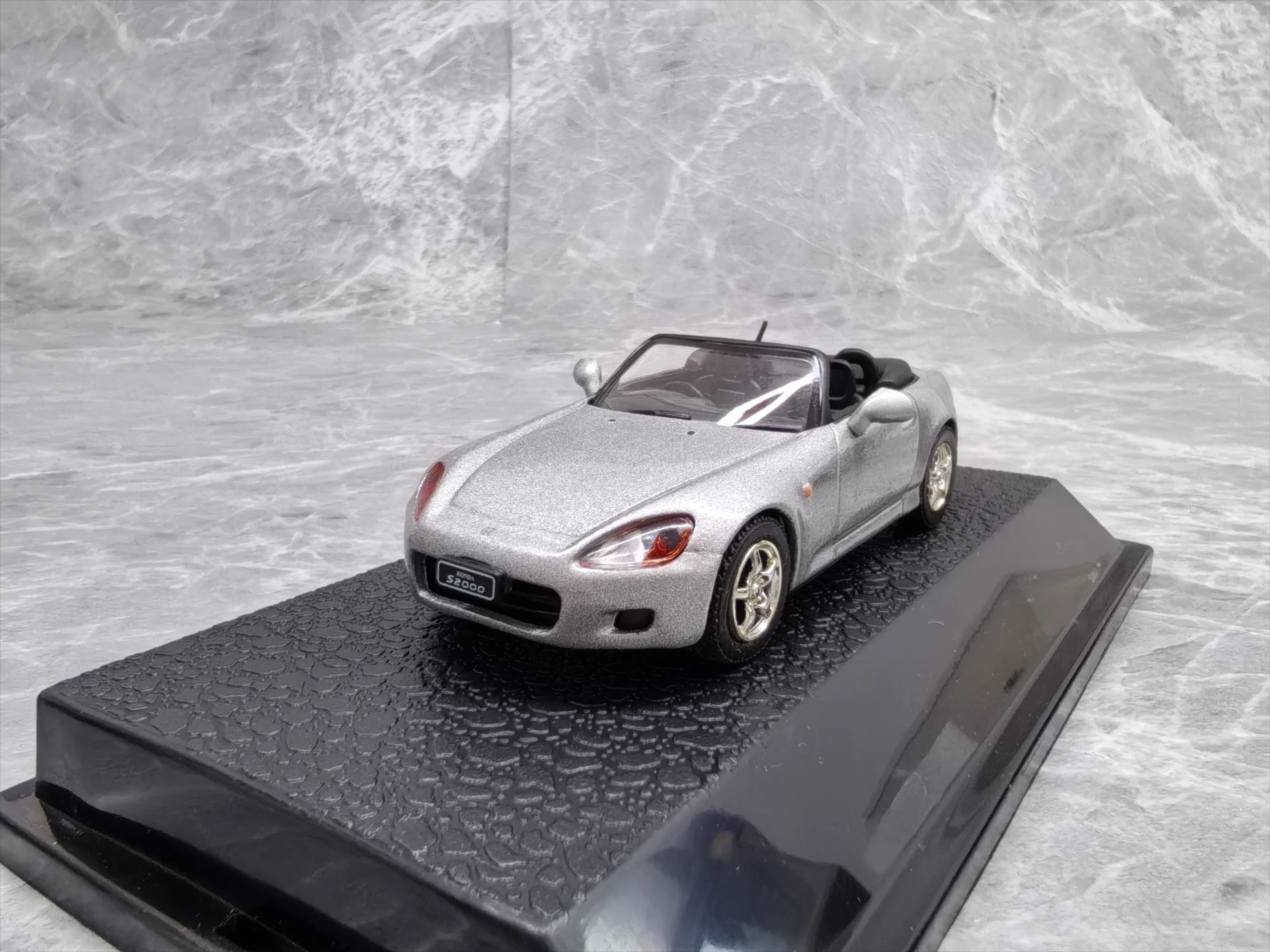Diecast 1/43 Scale Honda S2000 Alloy Car Model Collectible Toy Gift Souvenir Display
Diecast 1/43 Scale Honda S2000 Alloy Car Model Collectible Toy Gift Souvenir Display