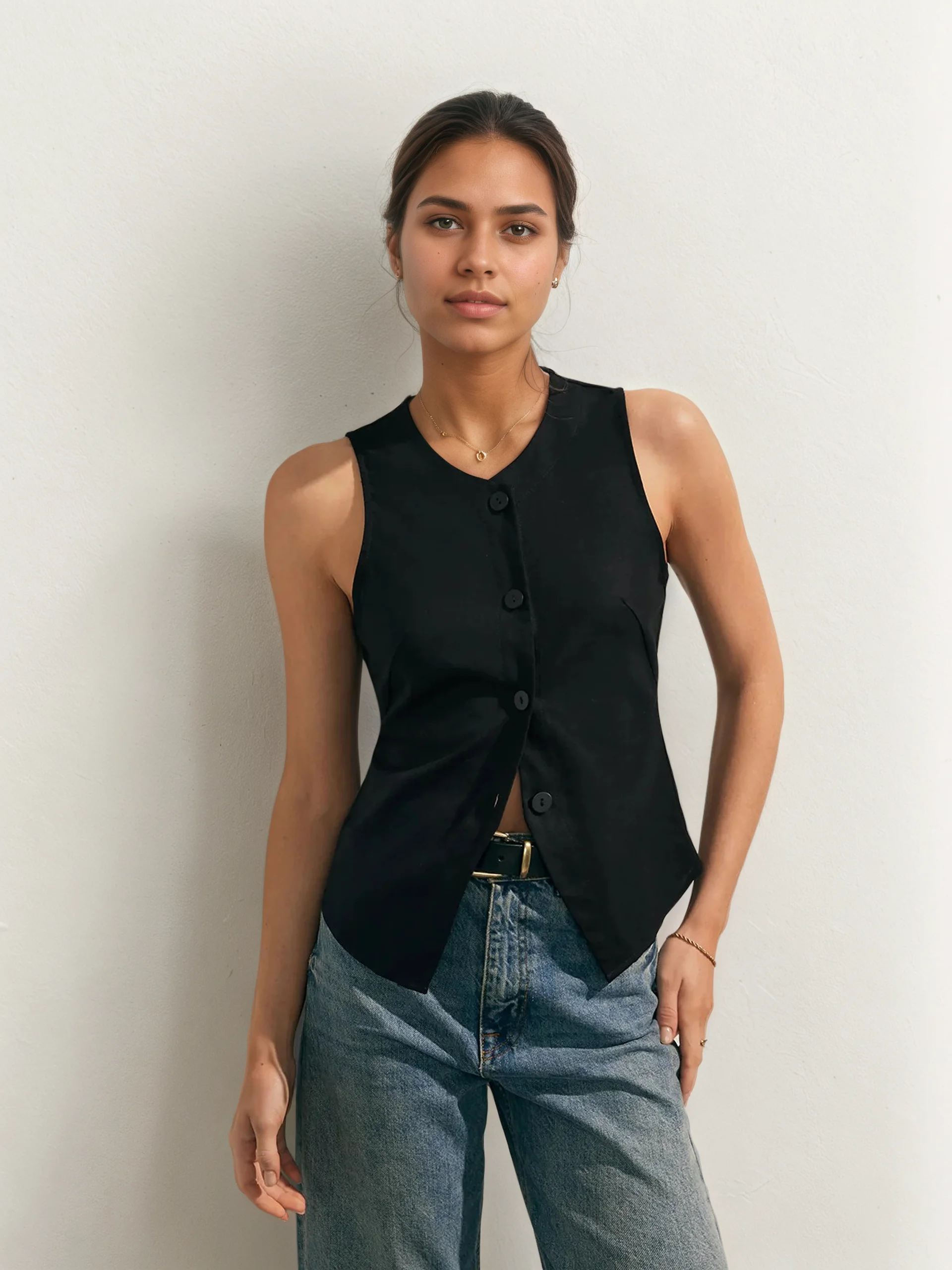 2025 Sleeveless Vest Women Button Summer Vests for Women Jackets Black Color Vest Top Women Streetwear Women's Crop Tops Vest
2025 Sleeveless Vest Women Button Summer Vests for Women Jackets Black Color Vest Top Women Streetwear Women's Crop Tops Vest