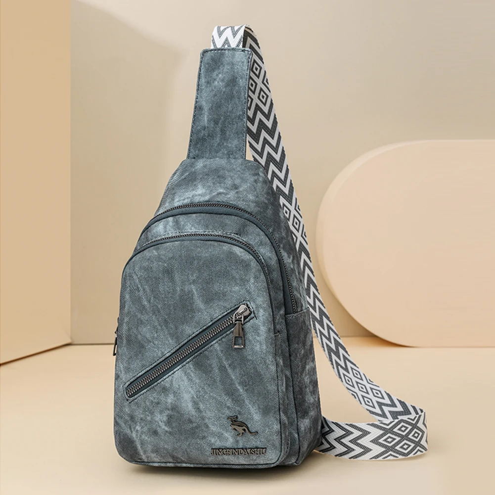 PU Leather Chest Bag Small Waist Bag Adjustable Guitar Strap Crossbody Sling Bag Multi-pockets Travel Fanny Pack for Men Women
PU Leather Chest Bag Small Waist Bag Adjustable Guitar Strap Crossbody Sling Bag Multi-pockets Travel Fanny Pack for Men Women