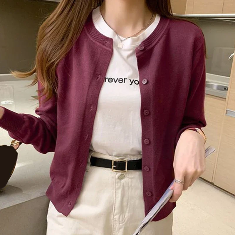 Korean Round Neck Knitted Cardigans Women Solid Color Thin Long Sleeve Sweater Coats Woman Chic Slim Single Breasted Cardigans
Korean Round Neck Knitted Cardigans Women Solid Color Thin Long Sleeve Sweater Coats Woman Chic Slim Single Breasted Cardigans