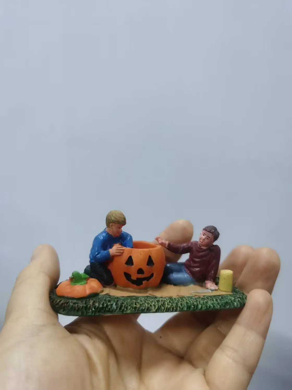 фигурка из смолы, психический психологический песочный стол, игровая терапия, Хэллоуин, ребенок, дети и тыква
фигурка из смолы, психический психологический песочный стол, игровая терапия, Хэллоуин, ребенок, дети и тыква