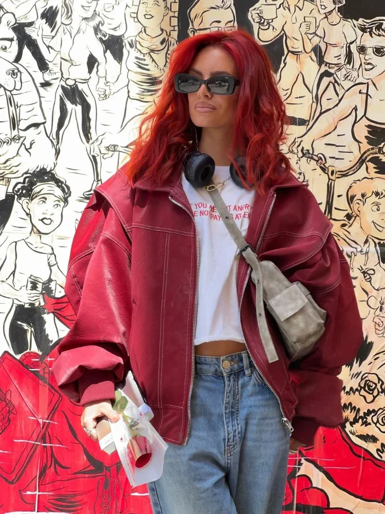 Casual Zipper Solid Color Women Pu Leather Jacket Retro Lapel Long Sleeved Short Coat 2024 Female High Street Fall Outerwears
Casual Zipper Solid Color Women Pu Leather Jacket Retro Lapel Long Sleeved Short Coat 2024 Female High Street Fall Outerwears