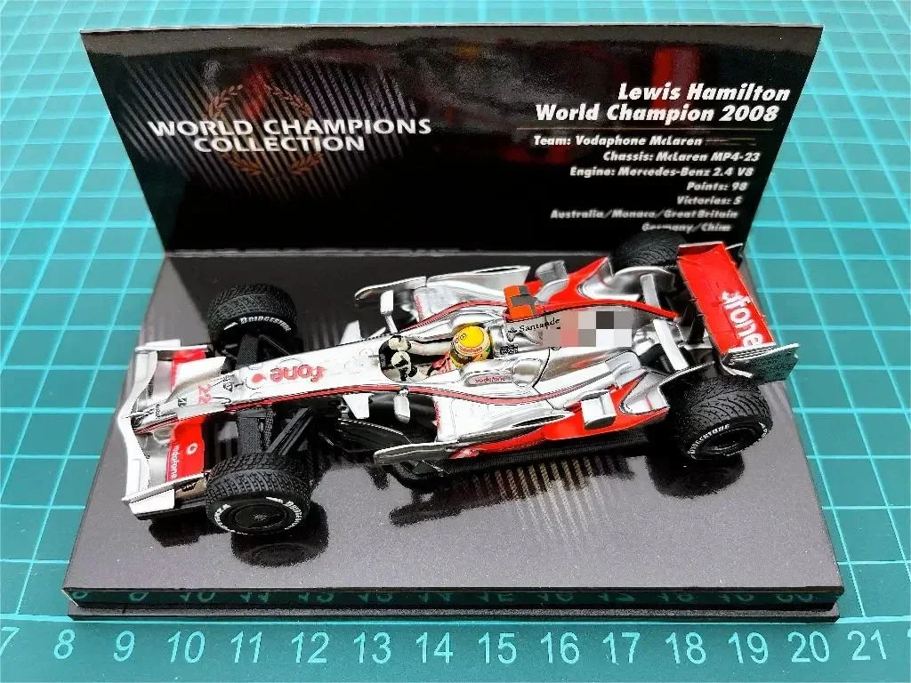 Minichamps 1:43 F1 MP4-23 Hamilton 2008, специальное издание, моделирование, ограниченная серия, смола, металл, статическая модель автомобиля, игрушка в подарок
Minichamps 1:43 F1 MP4-23 Hamilton 2008, специальное издание, моделирование, ограниченная серия, смола, металл, статическая модель автомобиля, игрушка в подарок