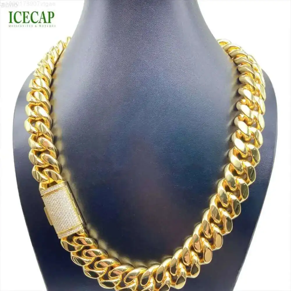 Latest Luxury Design Hiphop Custom Necklace Cuban Link Chain 925 Sterling Silver High Quality Hip Hop Chain Necklace
Latest Luxury Design Hiphop Custom Necklace Cuban Link Chain 925 Sterling Silver High Quality Hip Hop Chain Necklace