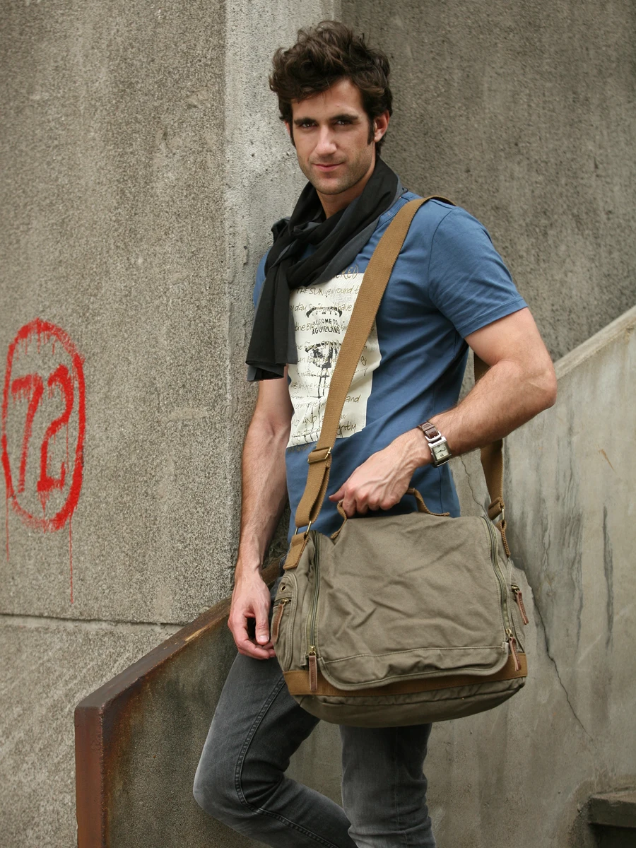 Men's Canvas Shoulder Bag Commuter Briefcase Retro Work Bag Youth Business Handbag Soft Zipper Closure Medium Size
Men's Canvas Shoulder Bag Commuter Briefcase Retro Work Bag Youth Business Handbag Soft Zipper Closure Medium Size