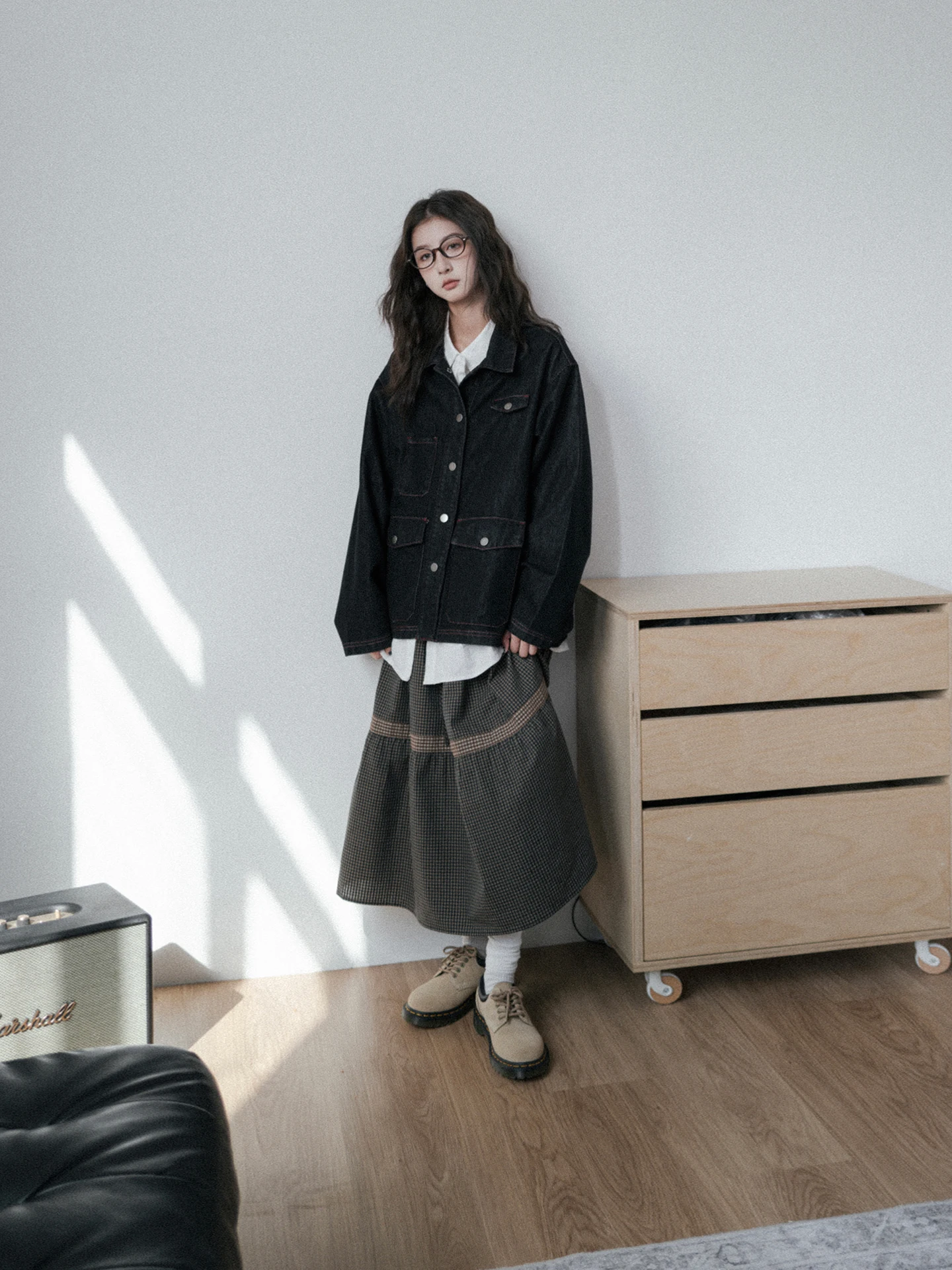 Non-Fading Original Denim American Retro Style Spring Summer Slimming Workwear Jacket Women's Loose Fit Cotton Long Sleeve
Non-Fading Original Denim American Retro Style Spring Summer Slimming Workwear Jacket Women's Loose Fit Cotton Long Sleeve
