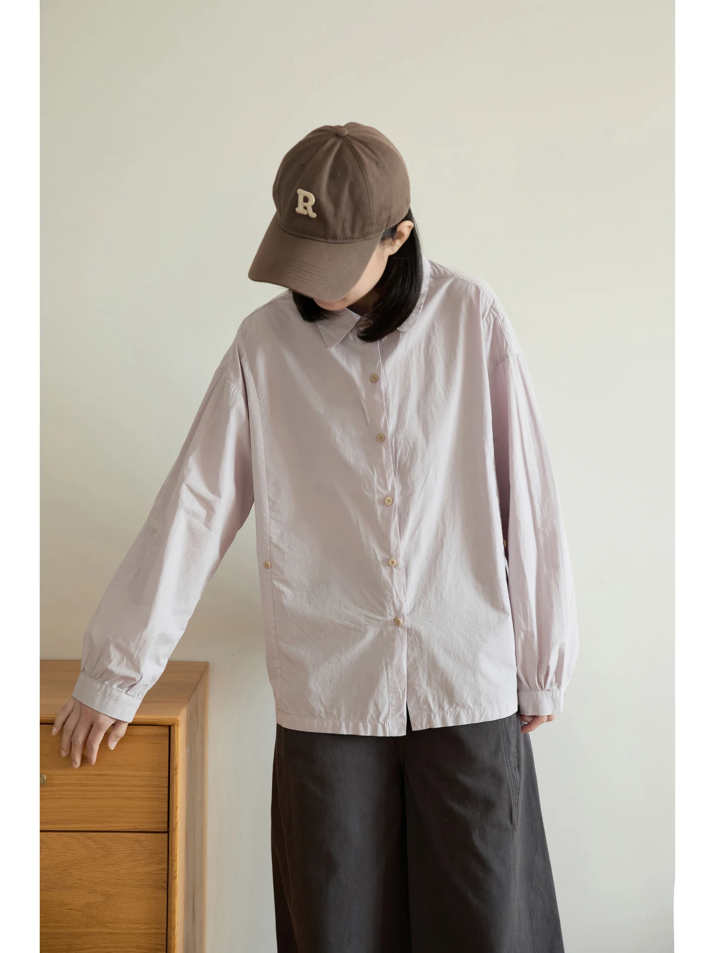 Slimming Effect Japanese Style Cotton Shirt Stand Collar Long Sleeve Loose Fit Women's Spring Summer New Arrival Top
Slimming Effect Japanese Style Cotton Shirt Stand Collar Long Sleeve Loose Fit Women's Spring Summer New Arrival Top