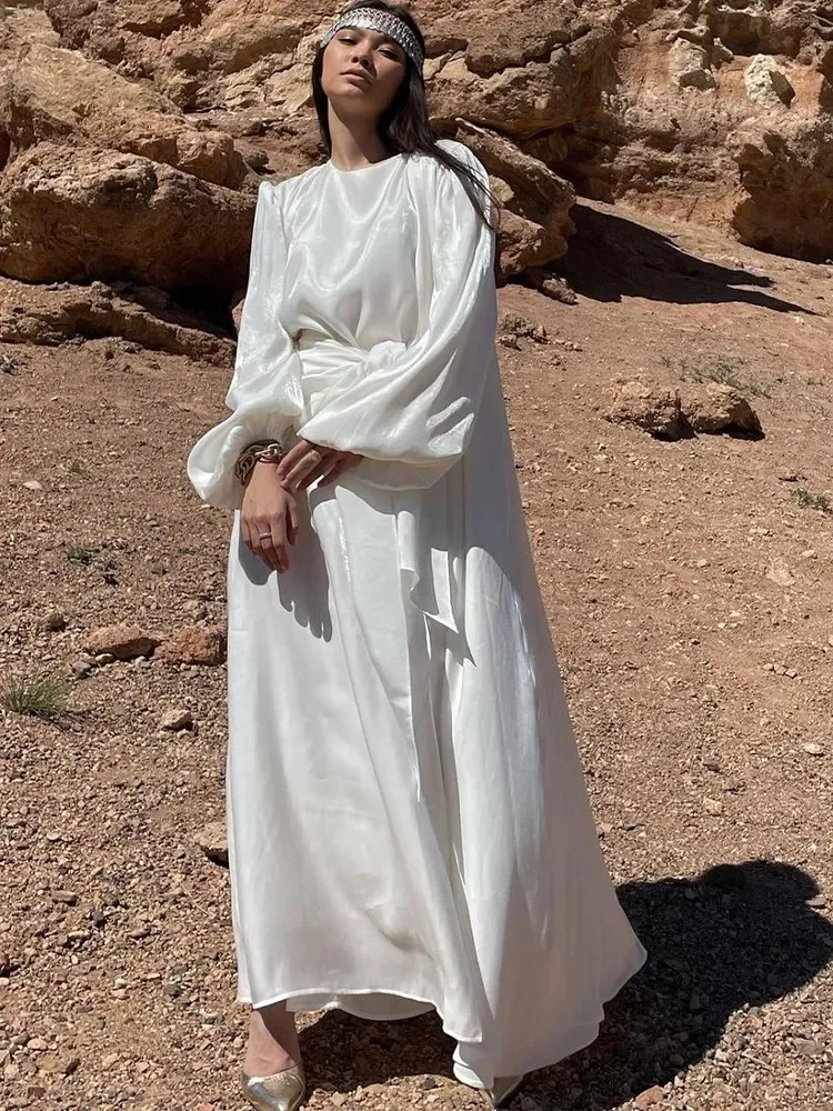New Fashion Arabian Robe Eid Ramadan Shiny Open Abaya Dubai Kaftan Women Muslim Lantern Sleeve Kimono Cardigan Belt Dress Caftan
New Fashion Arabian Robe Eid Ramadan Shiny Open Abaya Dubai Kaftan Women Muslim Lantern Sleeve Kimono Cardigan Belt Dress Caftan