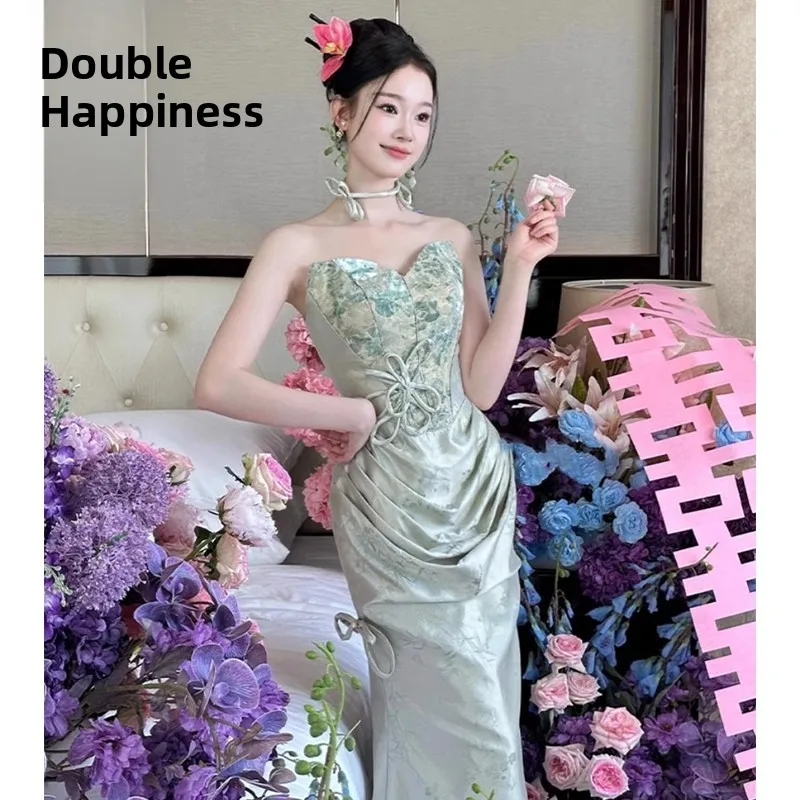 New Chinese Style Morning Robe Women's Bride 2026 New High-End Lightweight Luxury Engagement Wedding Evening Gown Dress
New Chinese Style Morning Robe Women's Bride 2026 New High-End Lightweight Luxury Engagement Wedding Evening Gown Dress