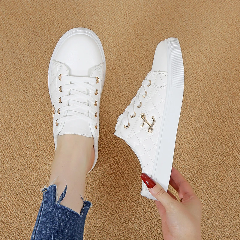 Summer Platform Half Slippers Women Vulcanization Shoe Female Retro Low Top White Flats Breathable Lazy Loafers Zapatos De Mujer
Summer Platform Half Slippers Women Vulcanization Shoe Female Retro Low Top White Flats Breathable Lazy Loafers Zapatos De Mujer