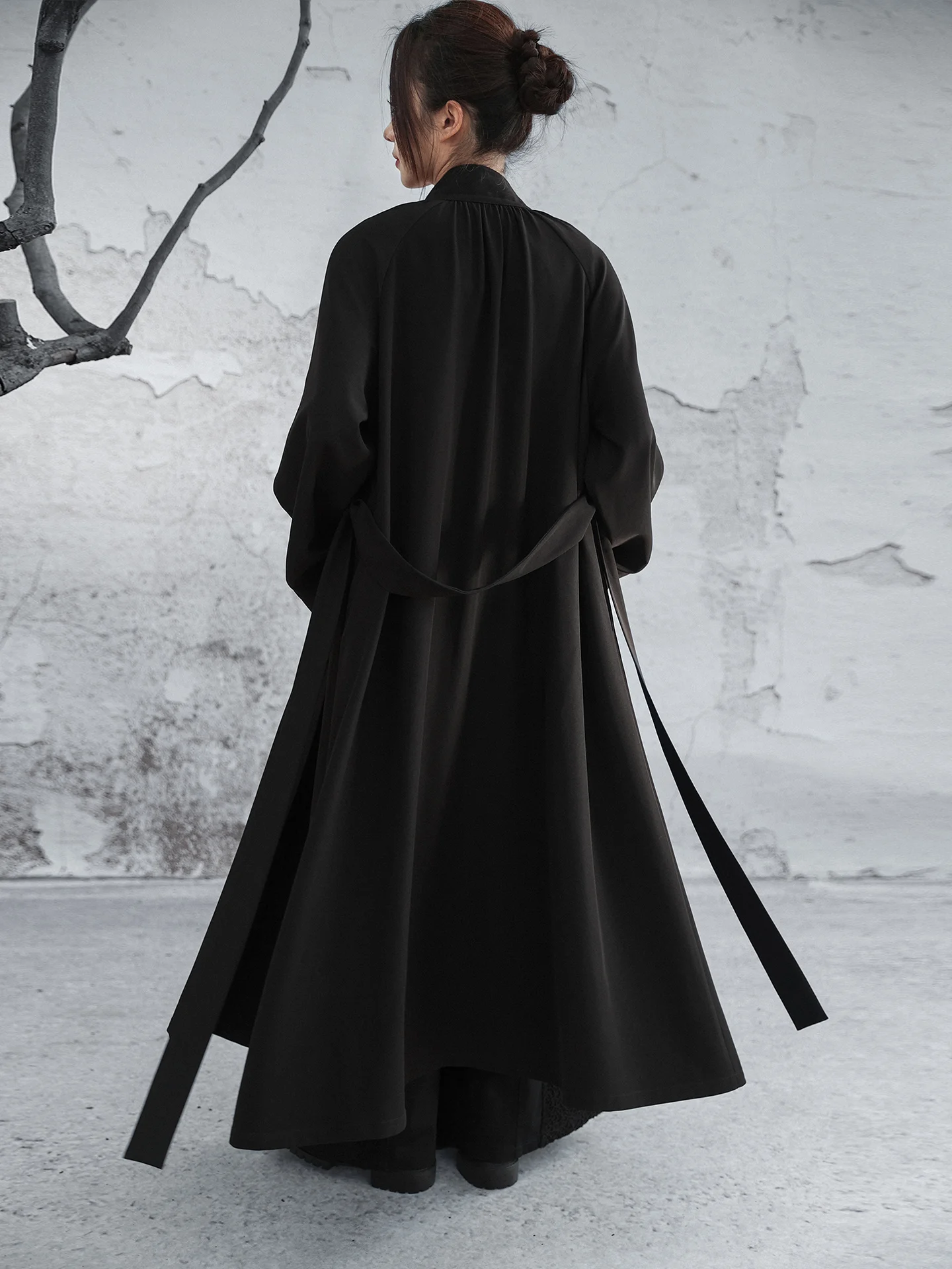 Женское длинное пальто-ветровка Ele Bla с воротником-стойкой, А-силуэт, весна, новинка, свободный крой, повседневное, модное, из полиэстера
Женское длинное пальто-ветровка Ele Bla с воротником-стойкой, А-силуэт, весна, новинка, свободный крой, повседневное, модное, из полиэстера