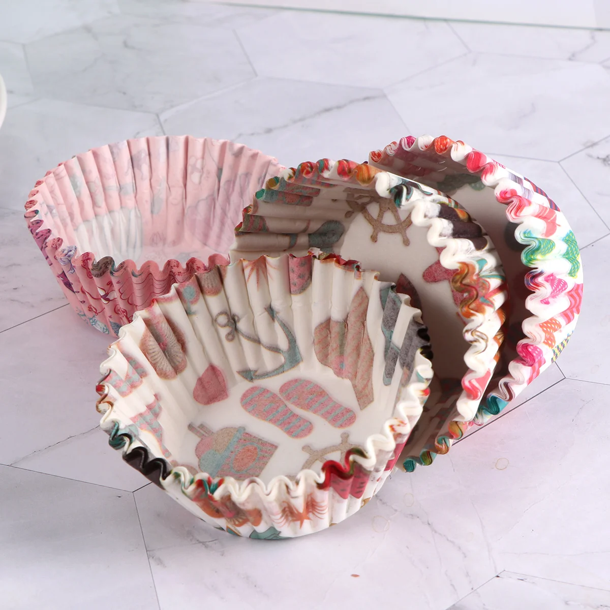 400 шт. вкладыши для чашек для торта, жиронепроницаемые водонепроницаемые антипригарные чашки для выпечки маффинов, термостойкие для вечеринки, свадьбы, десертной упаковки
400 шт. вкладыши для чашек для торта, жиронепроницаемые водонепроницаемые антипригарные чашки для выпечки маффинов, термостойкие для вечеринки, свадьбы, десертной упаковки