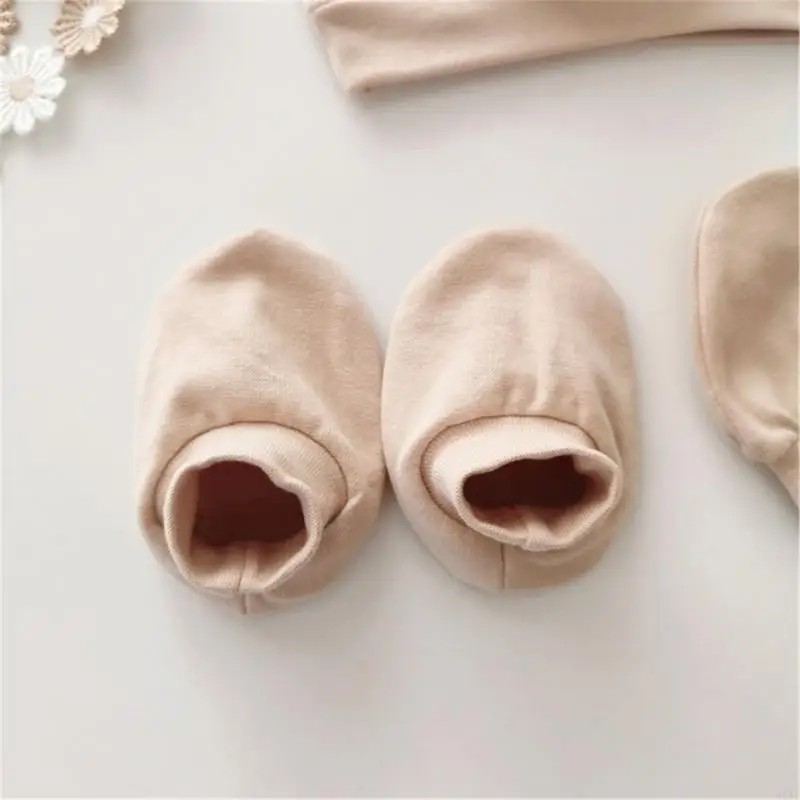 95AE 3 Pieces/lot Baby Hat, Gloves and Socks Set for Newborns Stylish Infant Hospital Caps Anti-scratch Mittens & Foot Cover
95AE 3 Pieces/lot Baby Hat, Gloves and Socks Set for Newborns Stylish Infant Hospital Caps Anti-scratch Mittens & Foot Cover