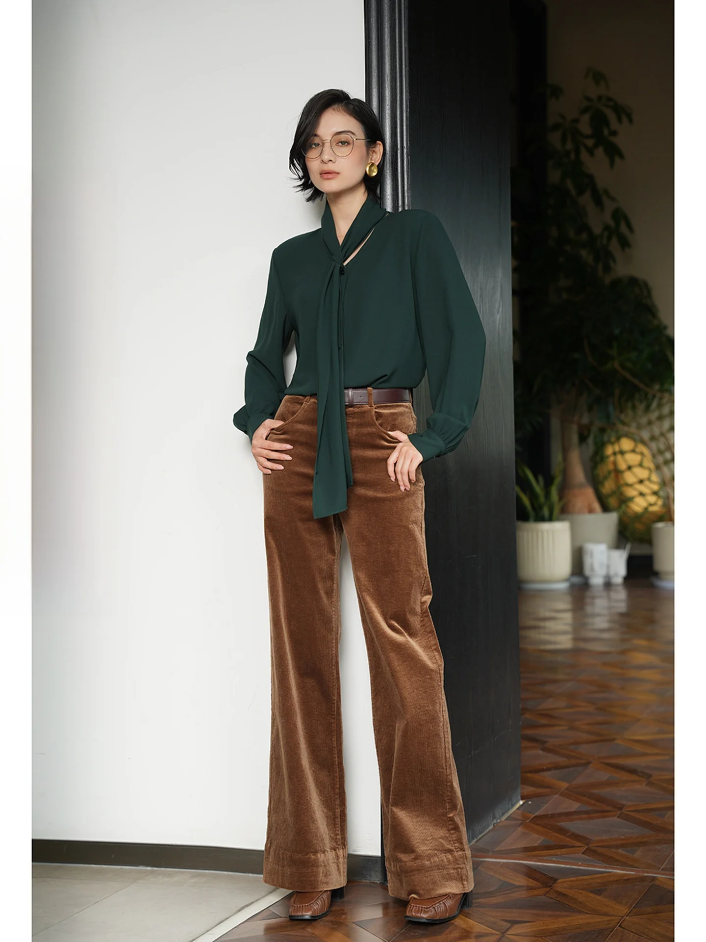 Осенняя женская кофта с длинным рукавом и воротником-шарфом, повседневная, свободного кроя, из утолщенного полиэстера, для ежедневной носки
Осенняя женская кофта с длинным рукавом и воротником-шарфом, повседневная, свободного кроя, из утолщенного полиэстера, для ежедневной носки