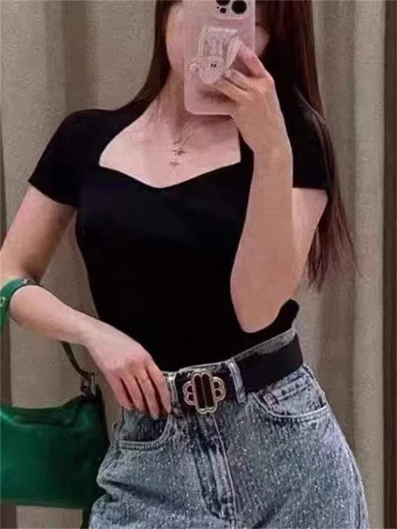 Summer Women's U Neck Slim Knit T-Shirt Solid Color Simple Short Sleeve Ladies Knitwear Tops
Summer Women's U Neck Slim Knit T-Shirt Solid Color Simple Short Sleeve Ladies Knitwear Tops