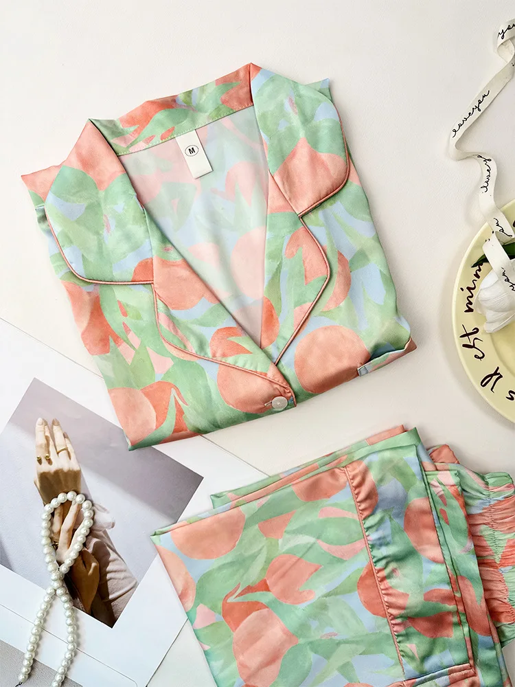 2024 New Imitation Silk Pajamas Women 2 Pieces Set Long Sleeved Trousers Women Can Wear Outside Sleepwear Fashion Home Clothes
2024 New Imitation Silk Pajamas Women 2 Pieces Set Long Sleeved Trousers Women Can Wear Outside Sleepwear Fashion Home Clothes