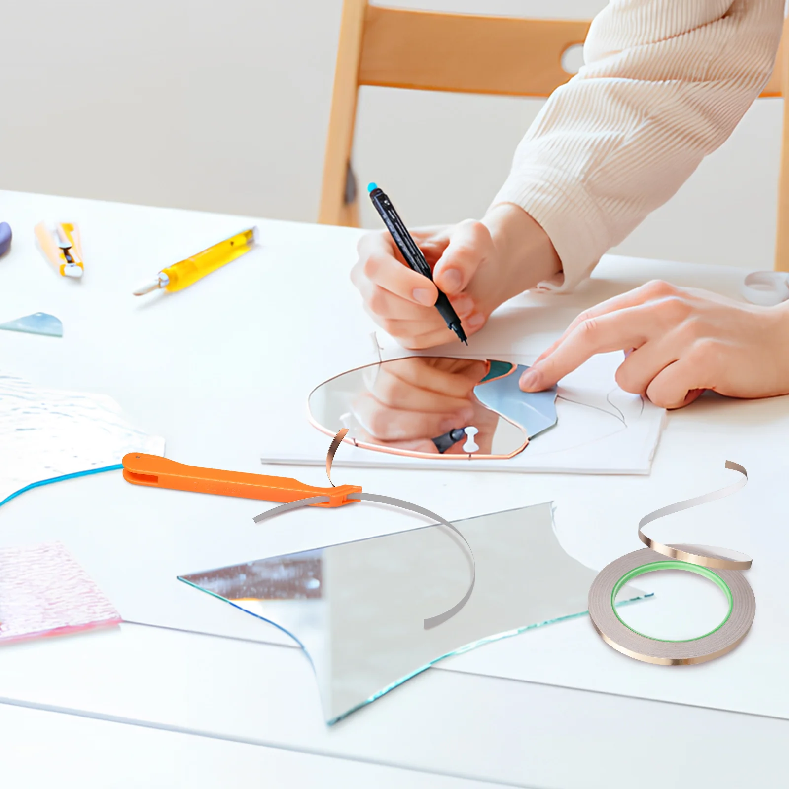 Handmade Foil Tool For Stained Crafting Plastic Foil Burnisher Dispenser, Craft Tools Set, Glass Making Tool, Stained Glass
Handmade Foil Tool For Stained Crafting Plastic Foil Burnisher Dispenser, Craft Tools Set, Glass Making Tool, Stained Glass