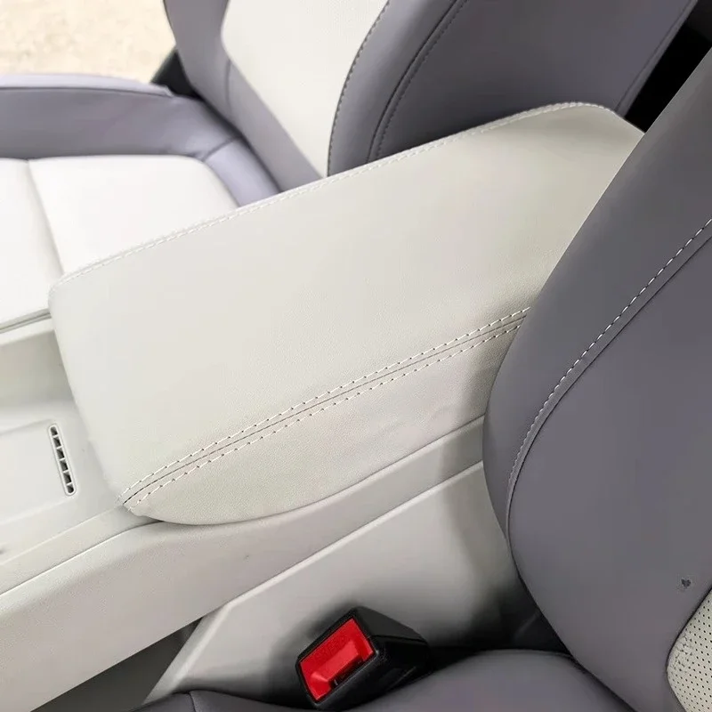 For 2026 MG MG4 Car Armrest Box Storage Box Built-in Storage Interior Modification Accessories Daquan
For 2026 MG MG4 Car Armrest Box Storage Box Built-in Storage Interior Modification Accessories Daquan