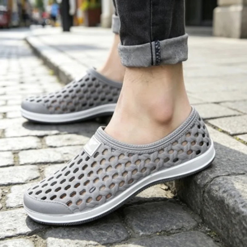2026 Summer New Men's Slippers Fashionable Outdoor Wear Hole Hole Beach Shoes Soft Bottom Anti-slip Outdoor Beach Sandals
2026 Summer New Men's Slippers Fashionable Outdoor Wear Hole Hole Beach Shoes Soft Bottom Anti-slip Outdoor Beach Sandals