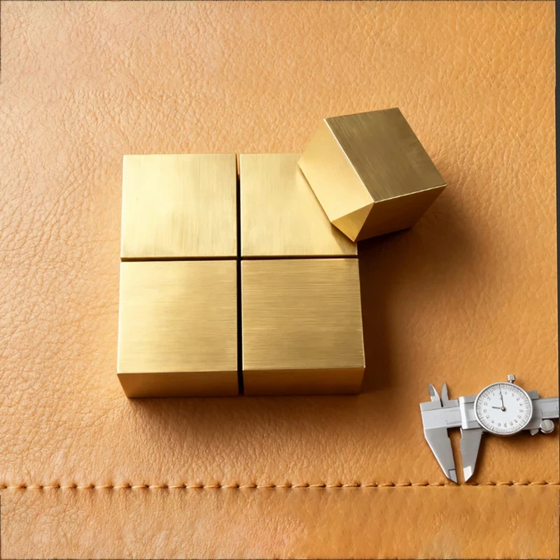 H59 Solid Brass Square Bar Block Cube Strip Copper Material 10mm 12mm 15mm 20mm 22mm 25mm 30mm
H59 Solid Brass Square Bar Block Cube Strip Copper Material 10mm 12mm 15mm 20mm 22mm 25mm 30mm