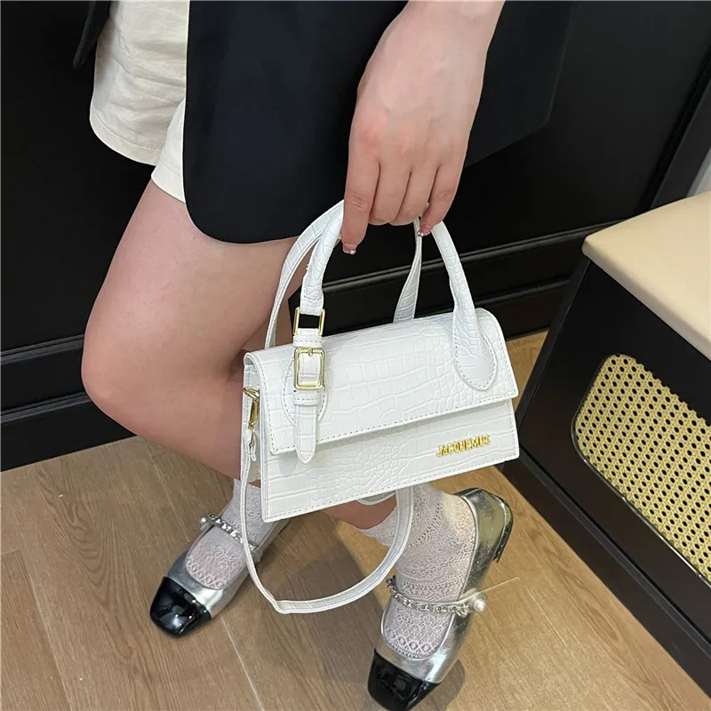 Luxury Designer Paris Inspired Clutch Bag For Women Evening Elegant With Mini Purse And Trendy Logo
Luxury Designer Paris Inspired Clutch Bag For Women Evening Elegant With Mini Purse And Trendy Logo