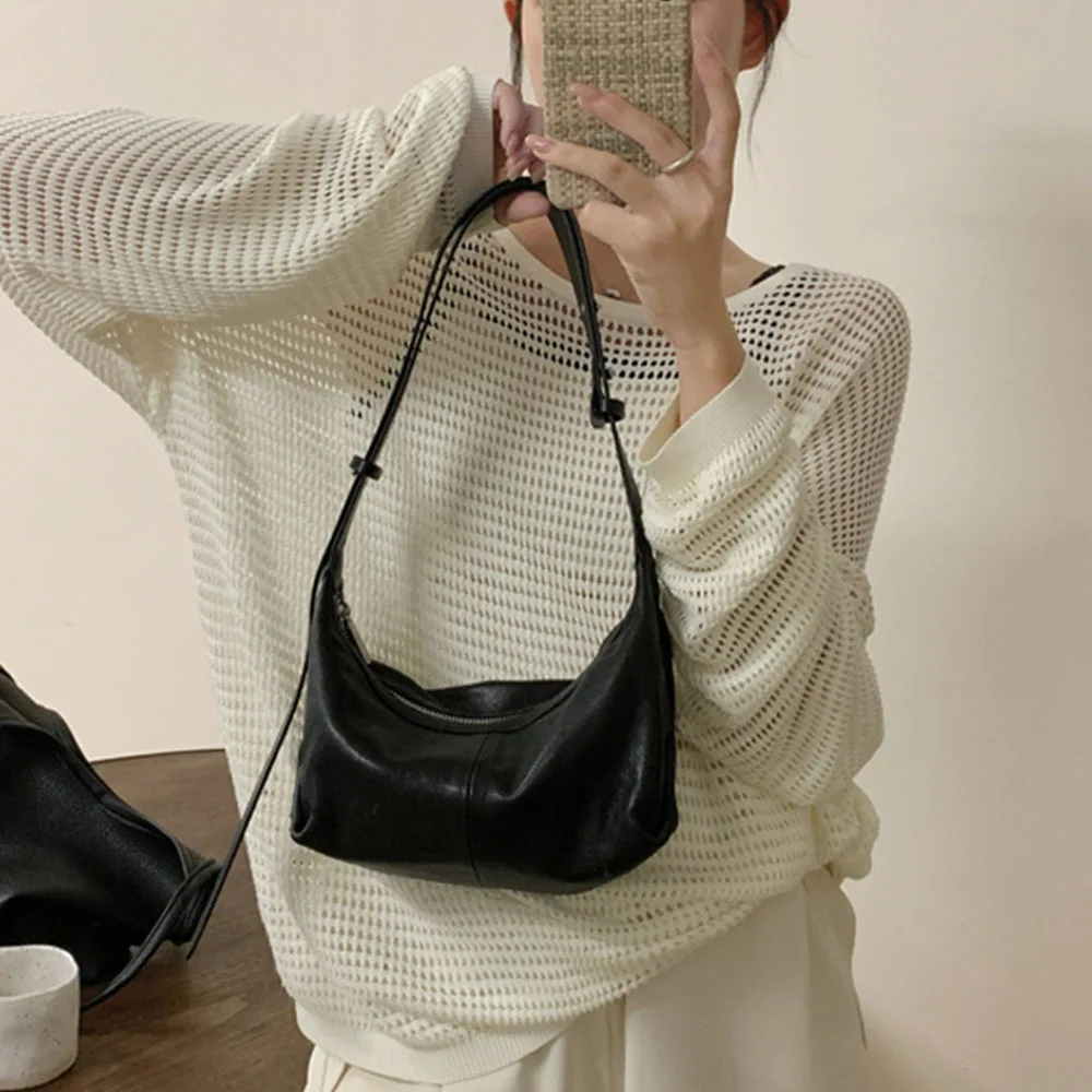 2026 Genuine Soft Lambskin Hobo Shoulder Bag Women Strap Dumpling Shape Crossbody Bag Minimalist Luxury Leather Underarm Purse
2026 Genuine Soft Lambskin Hobo Shoulder Bag Women Strap Dumpling Shape Crossbody Bag Minimalist Luxury Leather Underarm Purse