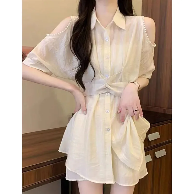 Ladies High-end Off Shoulder Two-piece Set Summer Femme Loose Shirt Shorts 2PCS Women Fashion Solid Color Blouse Pants Suit
Ladies High-end Off Shoulder Two-piece Set Summer Femme Loose Shirt Shorts 2PCS Women Fashion Solid Color Blouse Pants Suit