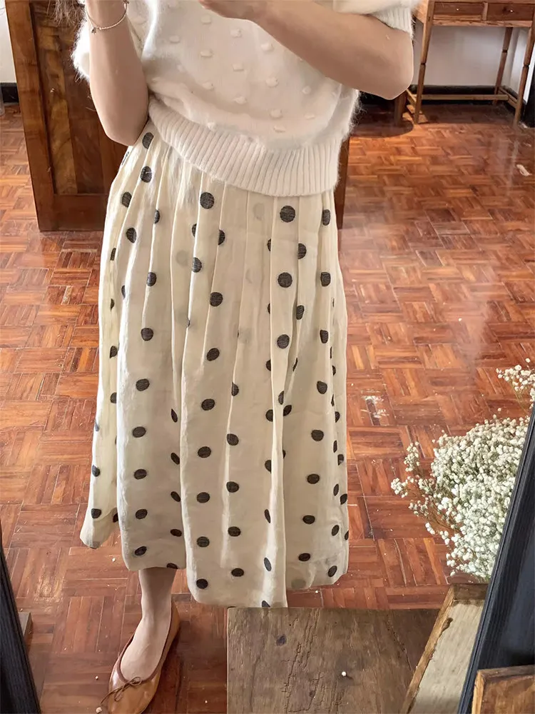 Retro Linen Polka Dot Half Skirt Women's Mid-Length High Waist Pleated Casual Full A-Line Skirt Summer Fashion Ladies' Wear
Retro Linen Polka Dot Half Skirt Women's Mid-Length High Waist Pleated Casual Full A-Line Skirt Summer Fashion Ladies' Wear