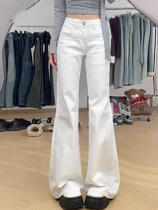 Американские джинсы с высокой талией и широкими штанинами для женщин, летние, больших размеров, в стиле ретро, расклешенные, повседневные, из денима
Американские джинсы с высокой талией и широкими штанинами для женщин, летние, больших размеров, в стиле ретро, расклешенные, повседневные, из денима