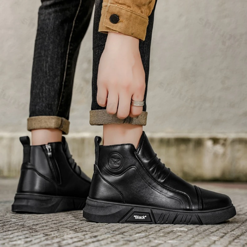 Men Short Boots Winter New Plush Thicken Comfort Platform Leather Boots Fashion Side Zipper Height Increase Vintage Cotton Shoes
Men Short Boots Winter New Plush Thicken Comfort Platform Leather Boots Fashion Side Zipper Height Increase Vintage Cotton Shoes