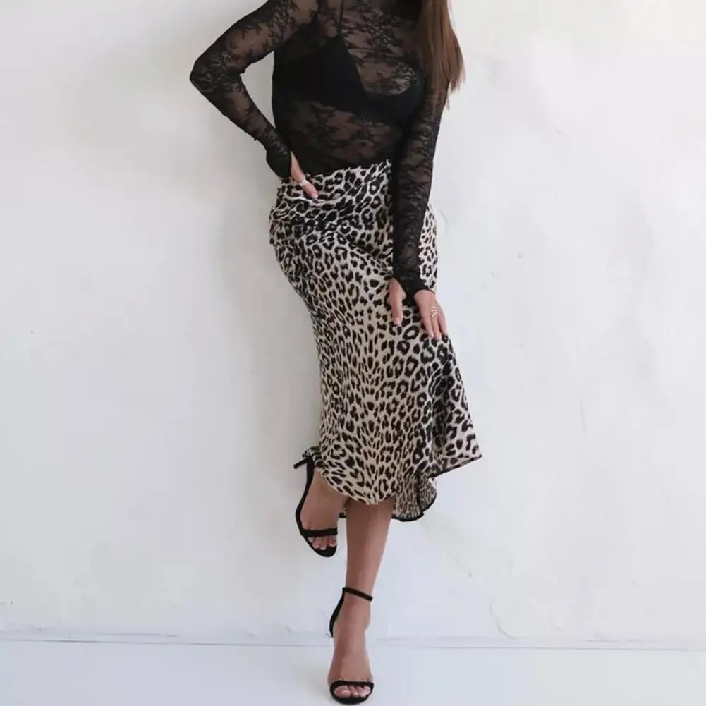 Versatile Women Clothing Elastic Waist Leopard Skirt Leopard Print Maxi Skirt High Waist Satin A-line Style for Women Spring
Versatile Women Clothing Elastic Waist Leopard Skirt Leopard Print Maxi Skirt High Waist Satin A-line Style for Women Spring