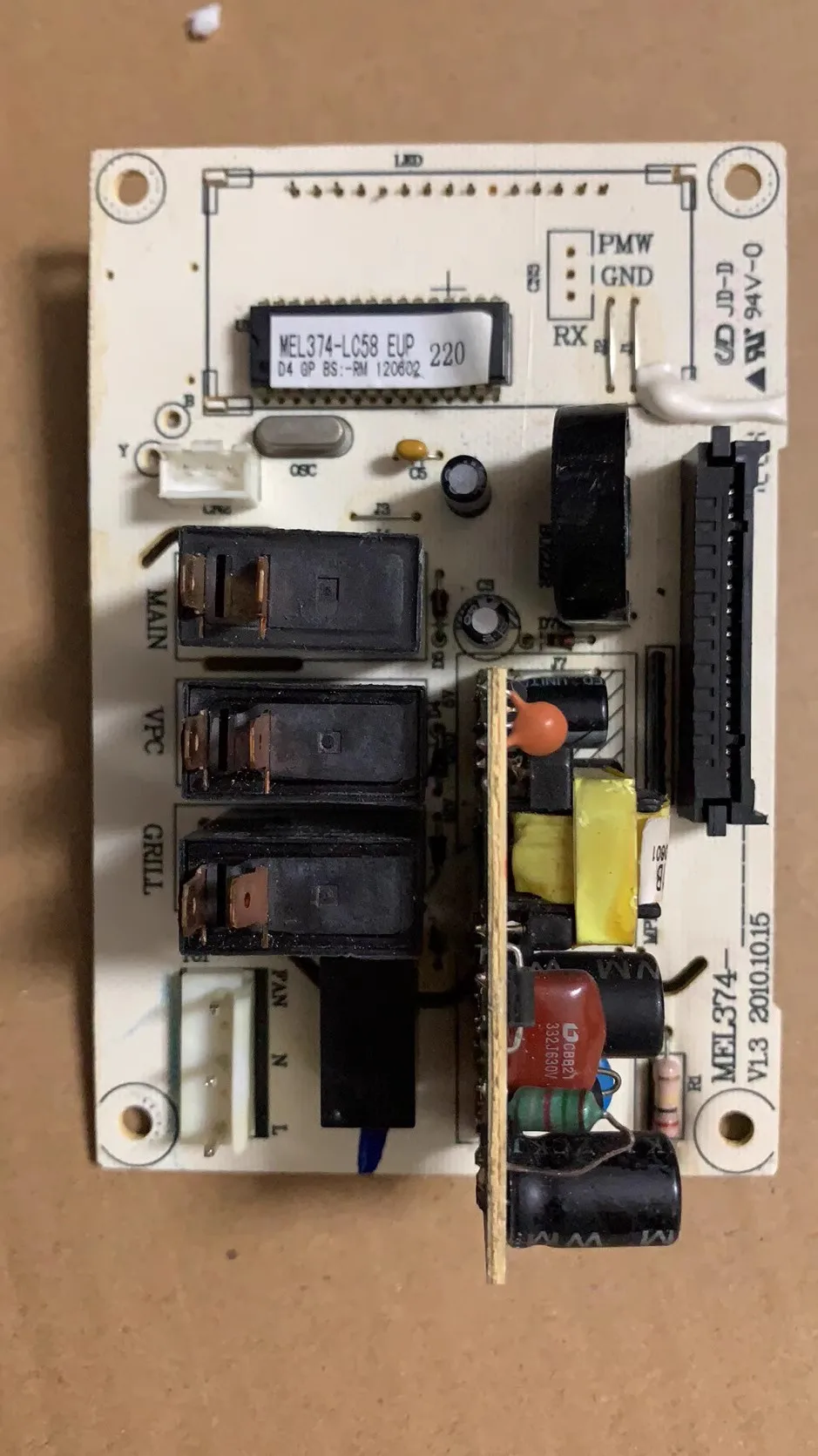 G80F23AN1XL-A1(WS0)MEL374-LC58 78 68 тестовая материнская плата, исправная
G80F23AN1XL-A1(WS0)MEL374-LC58 78 68 тестовая материнская плата, исправная