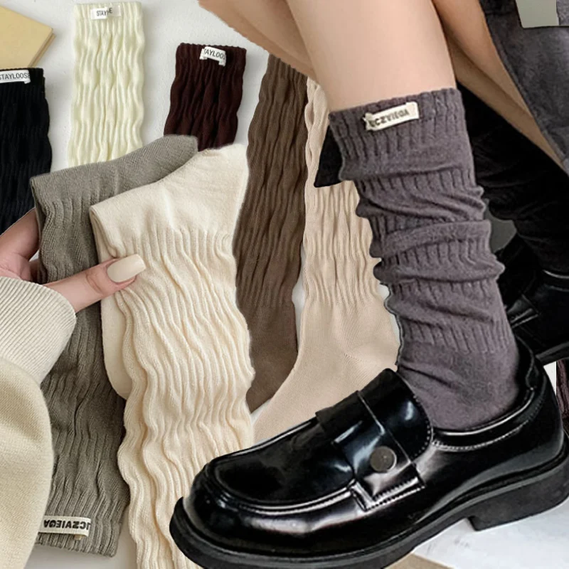 Осенне-зимние женские носки, японские модные милые высокие носки для девочек, женские однотонные черные, белые, серые длинные носки JK Lolita Kawaii
Осенне-зимние женские носки, японские модные милые высокие носки для девочек, женские однотонные черные, белые, серые длинные носки JK Lolita Kawaii
