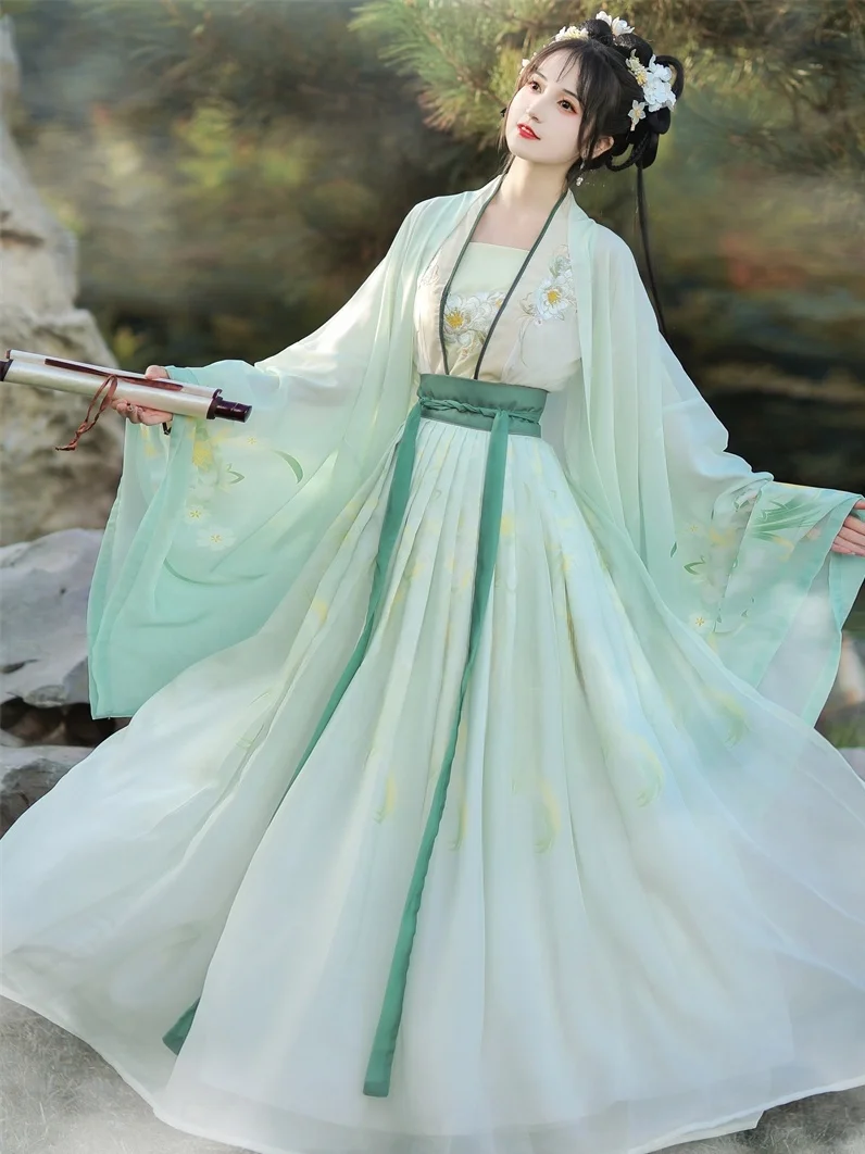 Женская плиссированная юбка в стиле Ханьфу 2026 года, новая модель для взрослых, в стиле династии Сун, повседневная, улучшенная, с эффектом «феи», длиной до талии
Женская плиссированная юбка в стиле Ханьфу 2026 года, новая модель для взрослых, в стиле династии Сун, повседневная, улучшенная, с эффектом «феи», длиной до талии